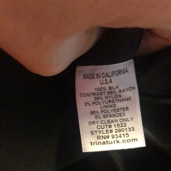 Trina Turk Silk Floral Wide Waist fitted Sz 10 R2 - Picture 5 of 5